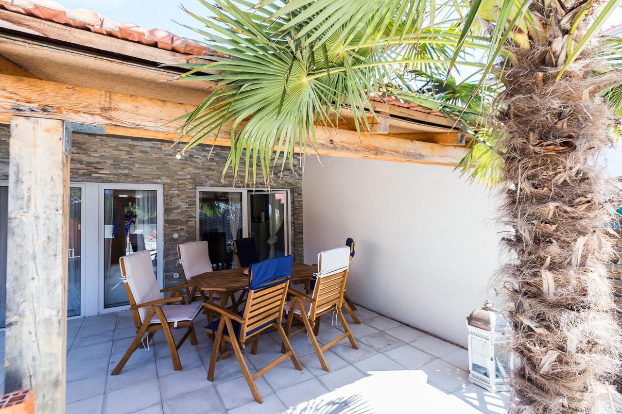 Holliday Home Maxdom Sukosan Bagian luar foto