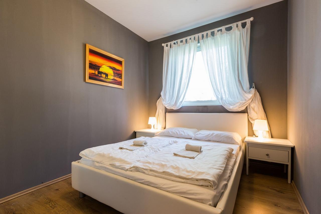 Holliday Home Maxdom Sukosan Bagian luar foto